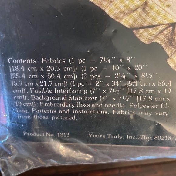YOURS TRULY  70’s Vintage Nursery Door Hangar appliqué kit- unopened- - Picture 4 of 5